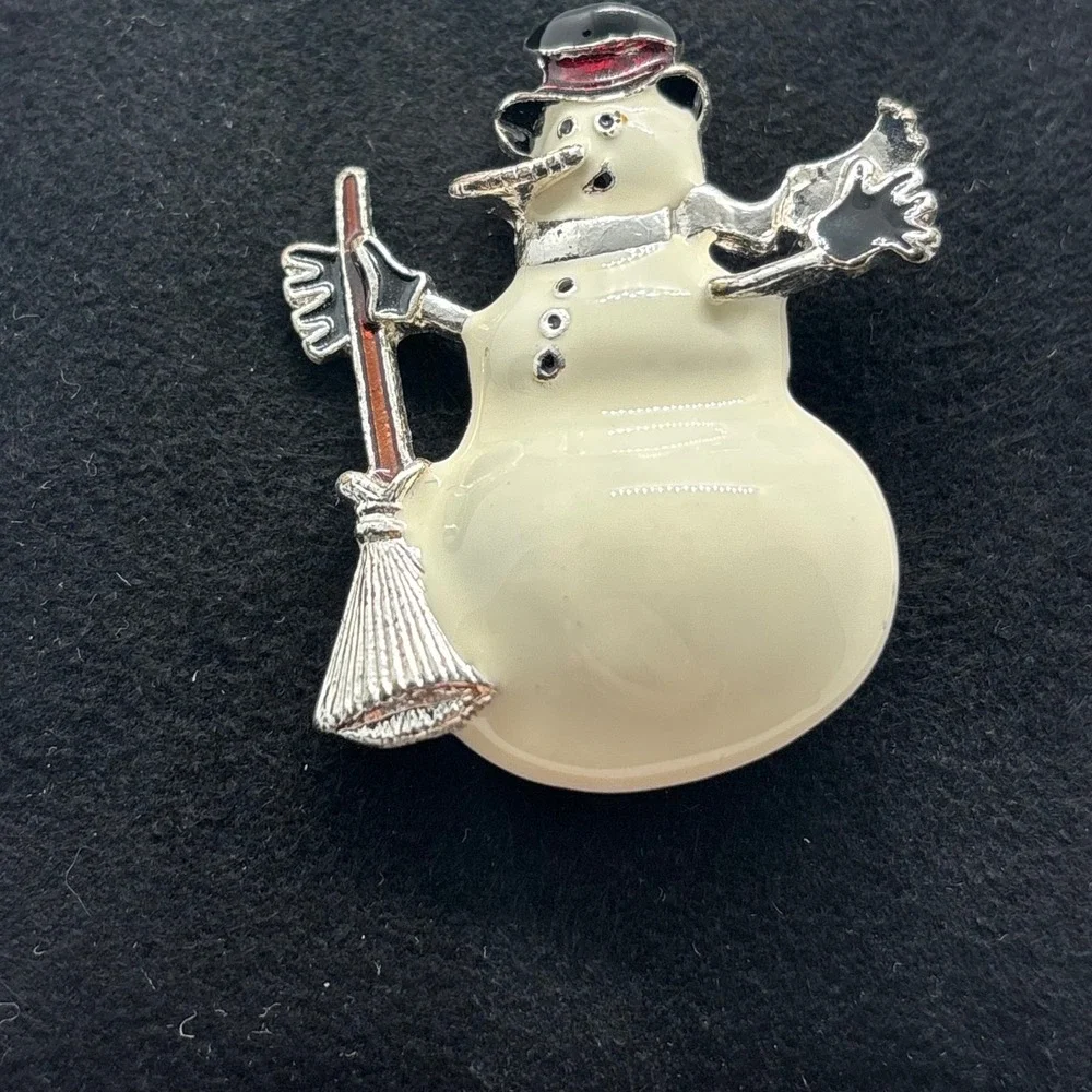 Vintage Snowman Brooch Enamel Christmas Holiday Pin Silver Tone Broom 1.75in